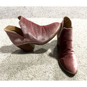 Steve Madden Pink Velvet Ankle Booties